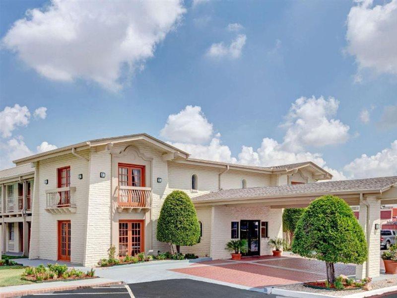 Travelodge By Wyndham North Richland Hills/Dallas/Ft Worth Exterior foto